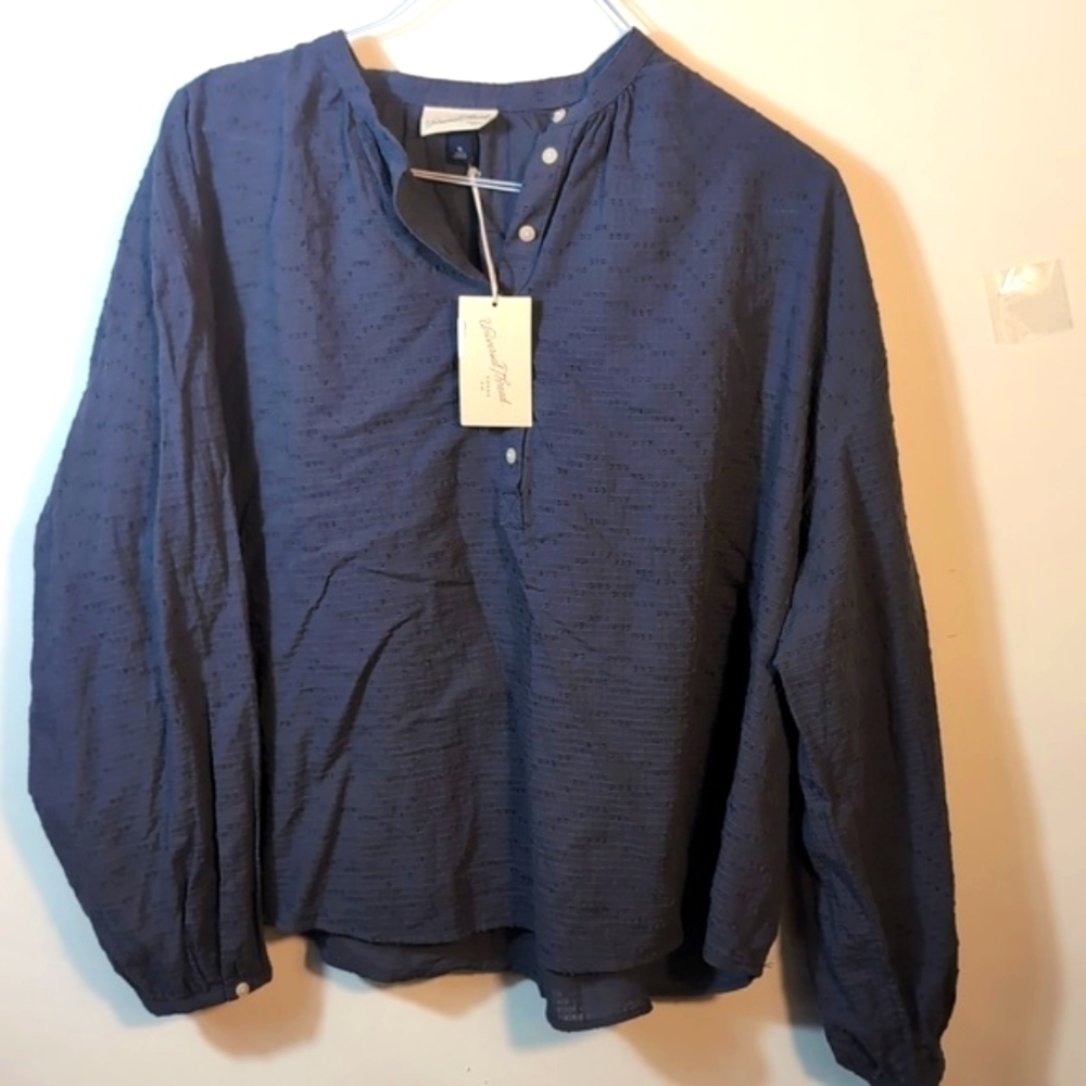 Universal Thread over size Gray long sleeve Blouse Size XL New with tags
